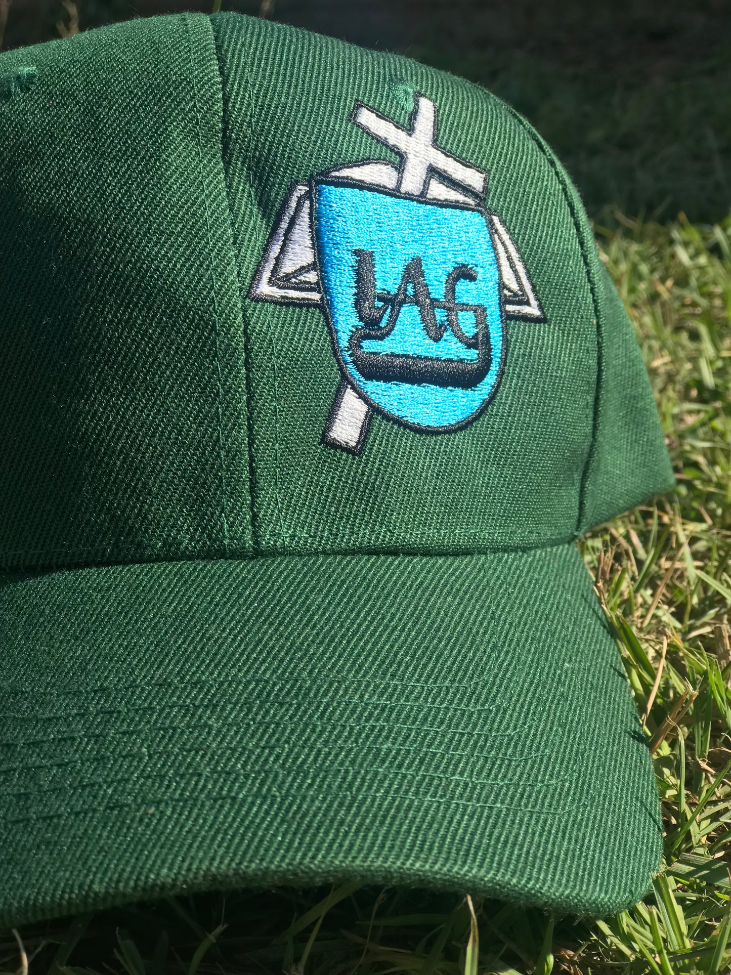 IAG Unisex Hoë Trucker Cap